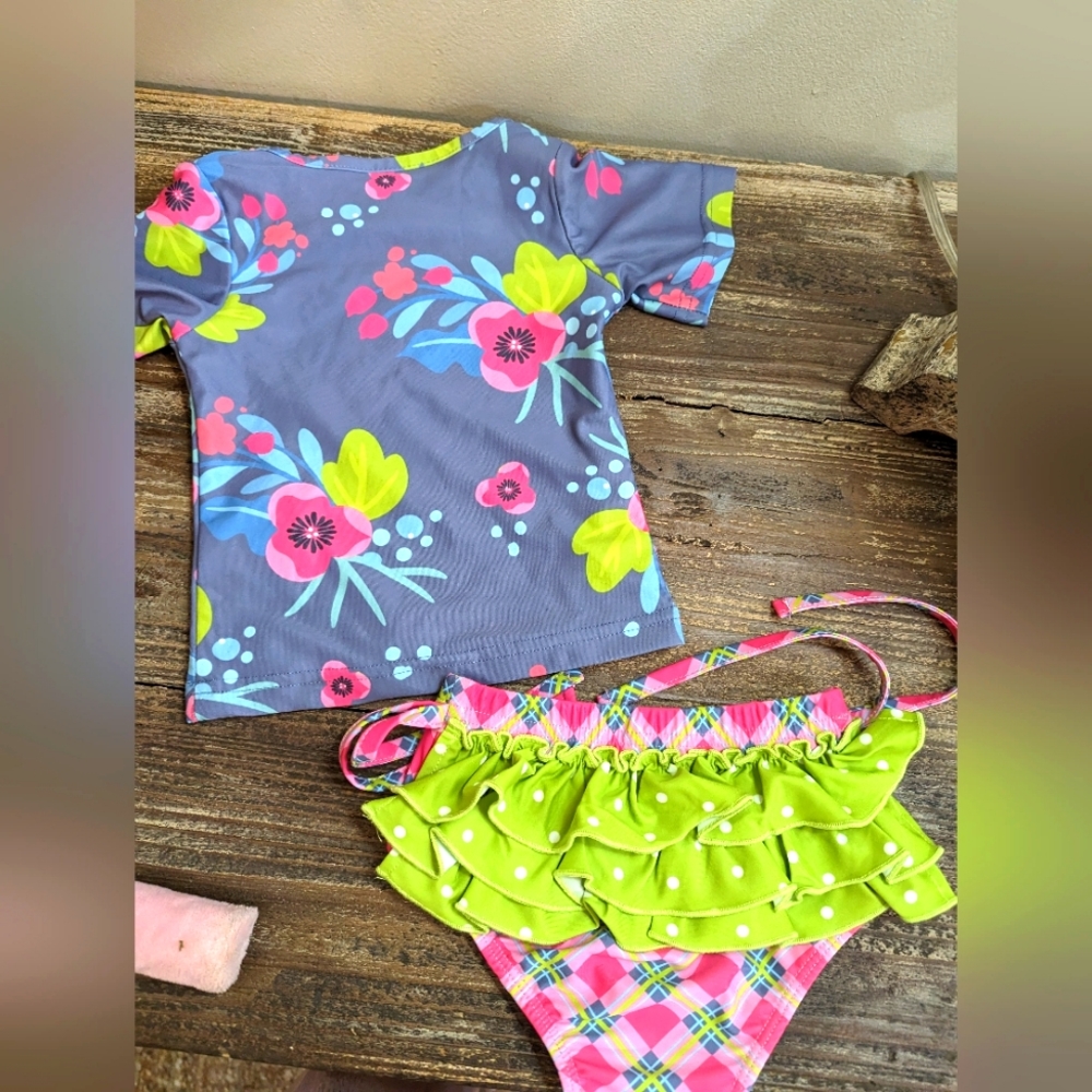 Oopsie daisy size 18 m swimsuit